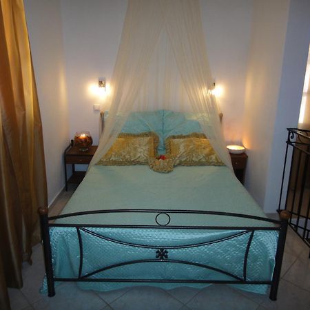 Captain'S Suites Simi Zewnętrze zdjęcie