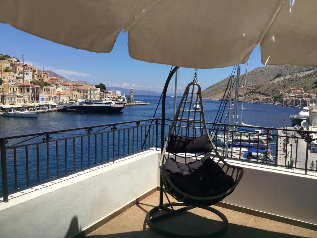 Captain'S Suites Simi Zewnętrze zdjęcie