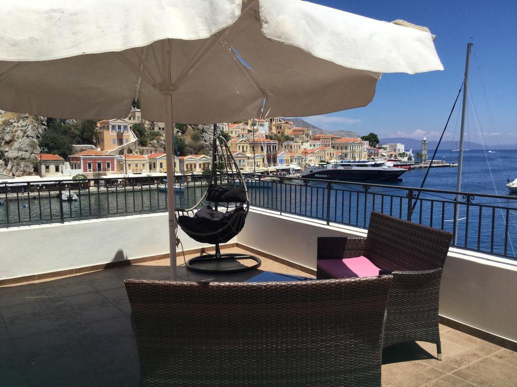 Captain'S Suites Simi Zewnętrze zdjęcie