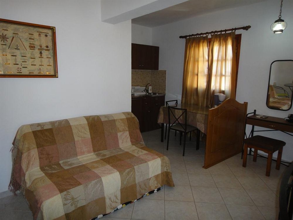 Captain'S Suites Simi Zewnętrze zdjęcie